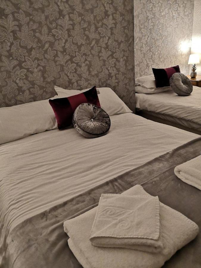 Ambrose Hotel Барроу-ин-Фернесс Экстерьер фото
