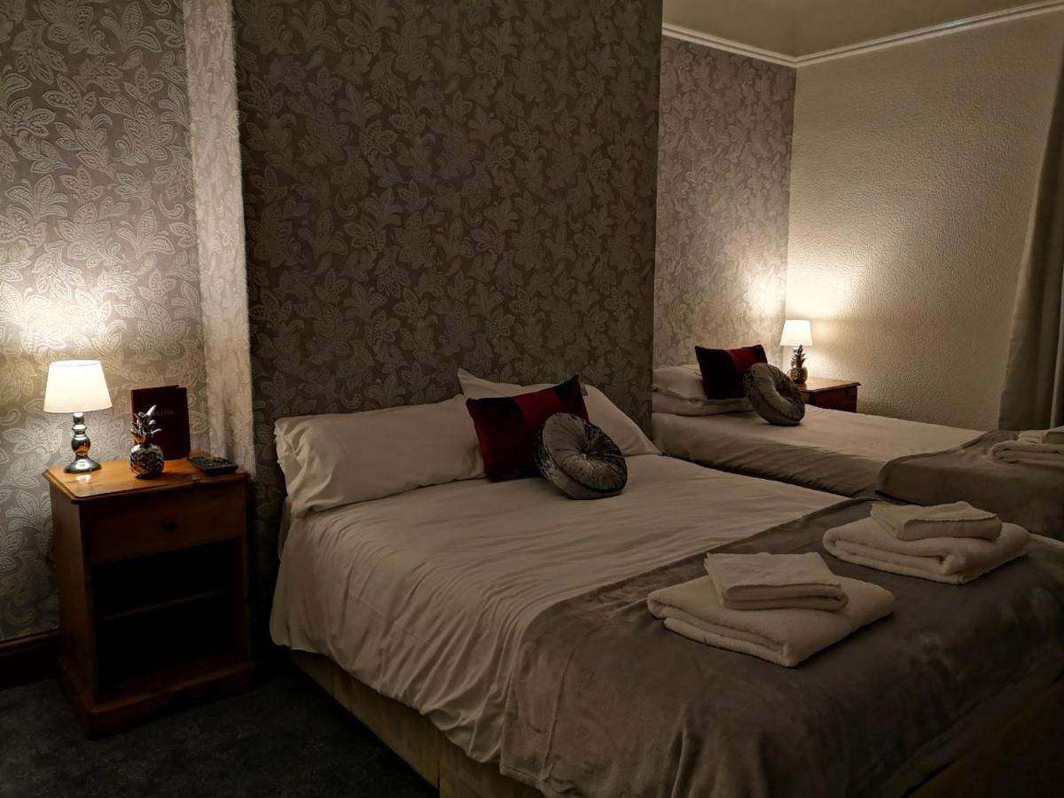 Ambrose Hotel Барроу-ин-Фернесс Экстерьер фото